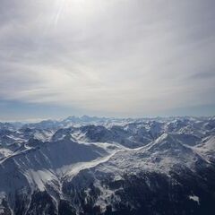 Flugwegposition um 15:11:52: Aufgenommen in der Nähe von Bezirk Inn, Schweiz in 3185 Meter